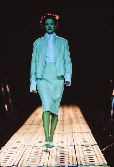 Look 1